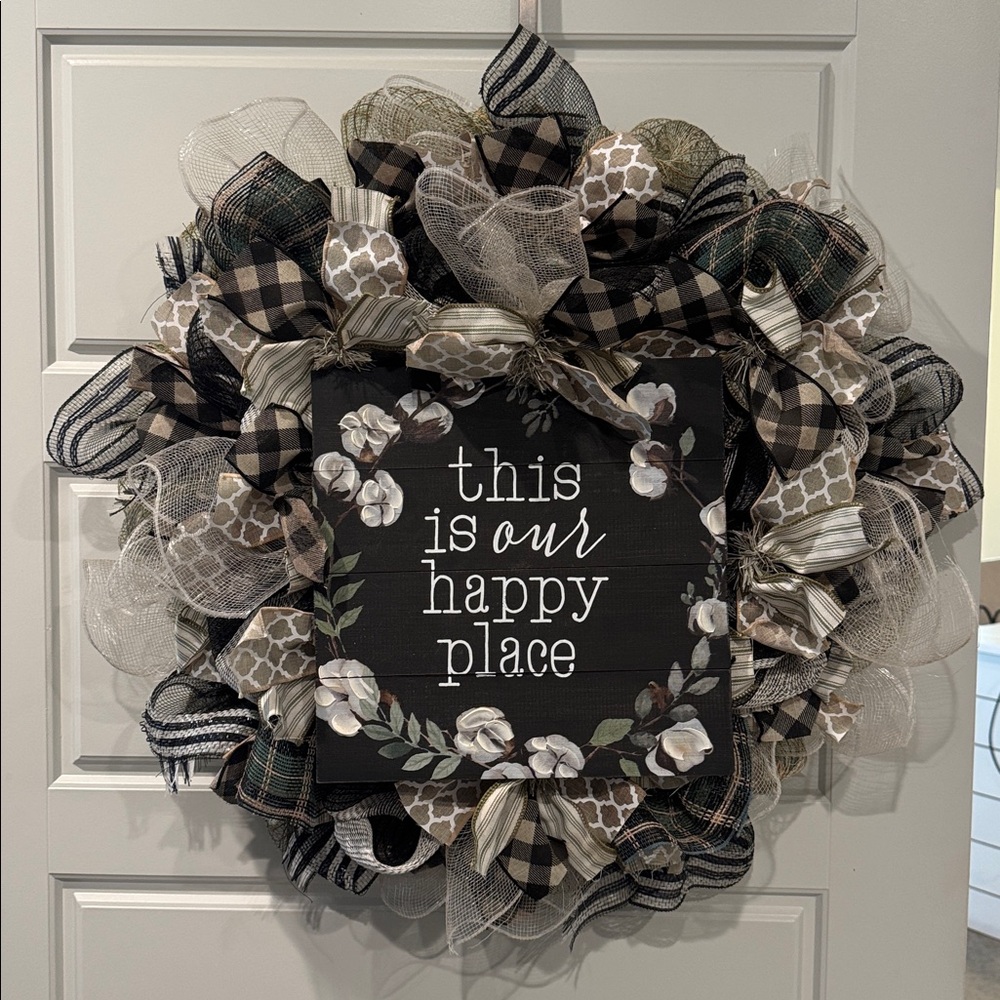 Black and White Decorative Wreath